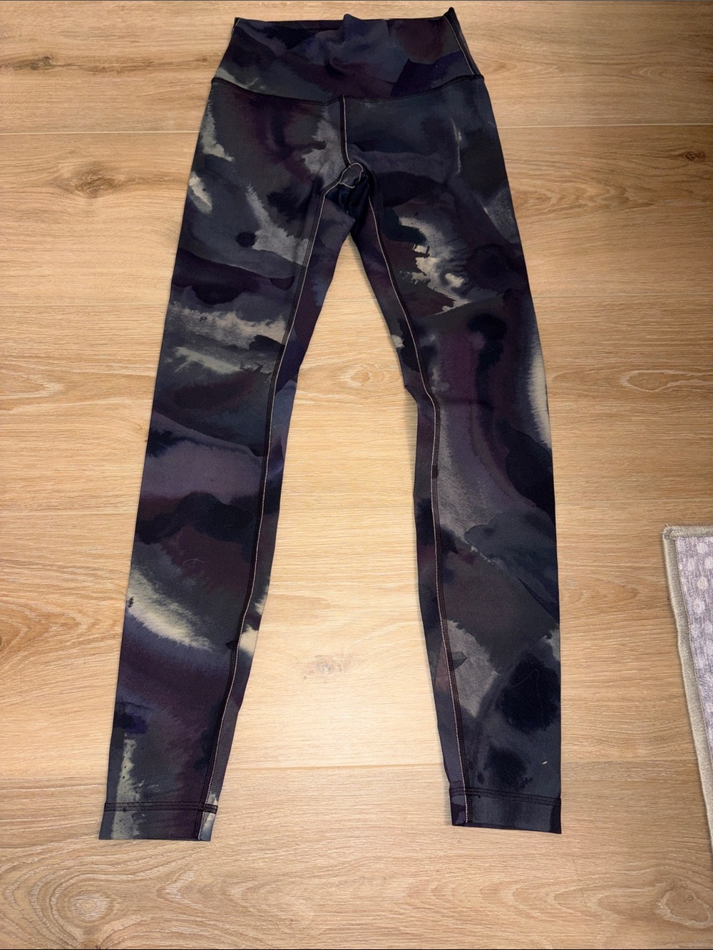 lululemon athletica Camouflage-Style High-Rise Leggings in Black & Dark Olive